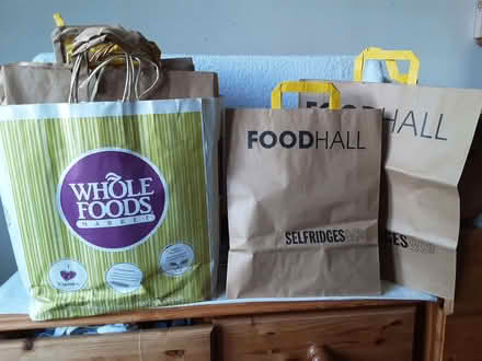 Photo of free Large number of brown paper bags (Vauxhall SW8) #1