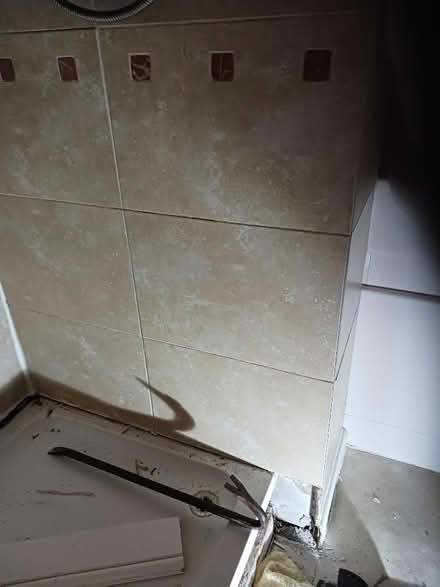 Photo of Mottled beige tiles (Bexley DA5) #1