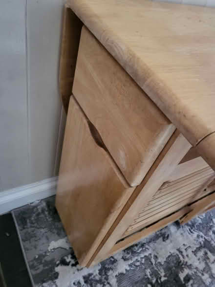 Photo of free Wooden extendable table (South oxhey WD19) #3