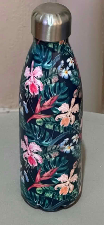 Photo of free Water bottle (CR0) #1