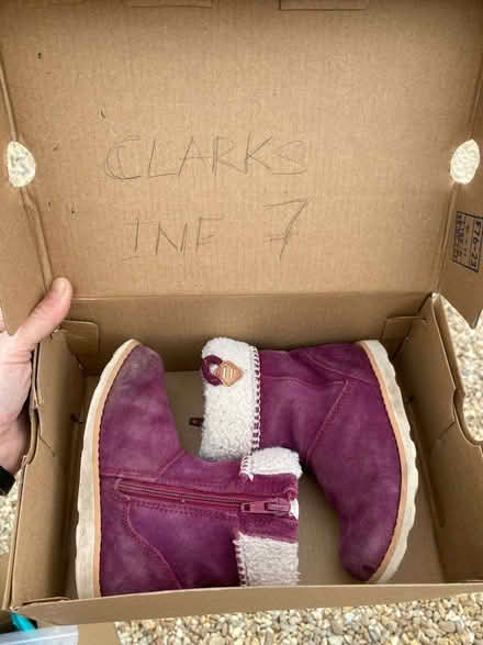 Photo of free Clarks maroon toddler boots (St Ives PE27) #1