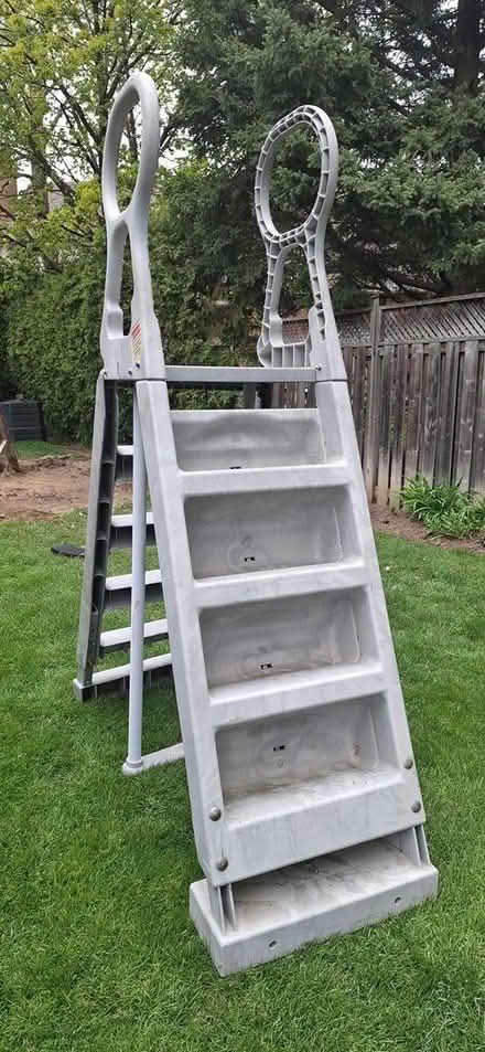 Photo of free Ladder for above ground pool (Trelawny Circle, Mississauga) #1