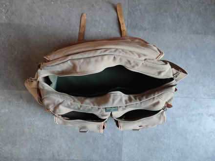 Photo of free Old Billingham camera bag (SE25) #4