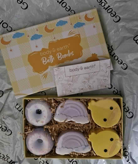 Photo of free 6 bath bombs (Ramsey Mereside PE26) #2