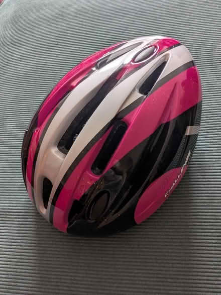 Photo of free Bike helmet (Stepney E1) #1