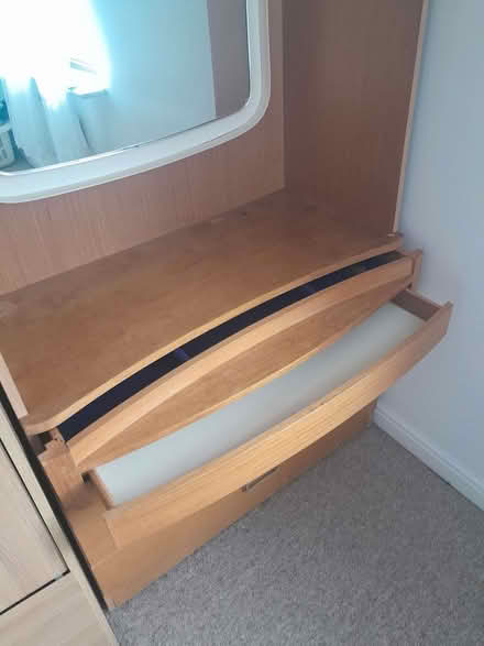 Photo of free Dressing Table (Great Dunmow CM6) #4