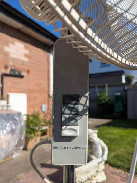Photo of free 4 speed adjustable fan (Carlisle CA2) #3