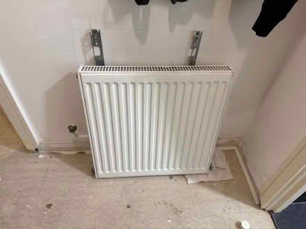 Photo of free 4 Radiators (Tooley Street SE1) #2
