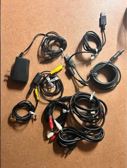 Photo of free Assorted cables (Jersey City Downtown) #1