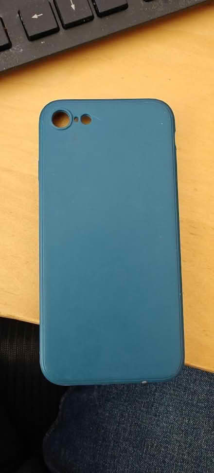Photo of free Iphone SE Case (Theale RG7) #1