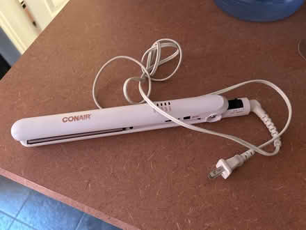Photo of free Conair White Flat Iron (Jersey City Downtown) #1