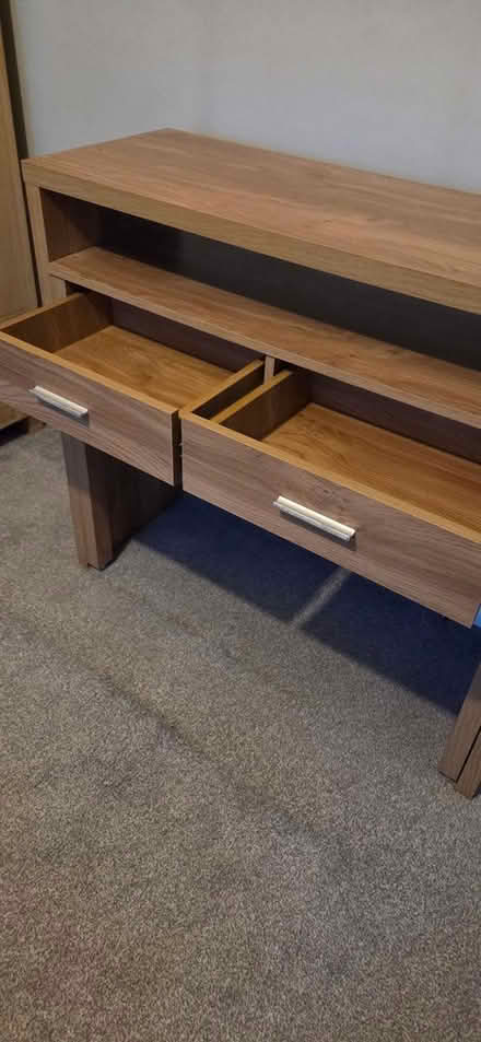 Photo of free desk/Dressing Table (SS14 basildon) #3