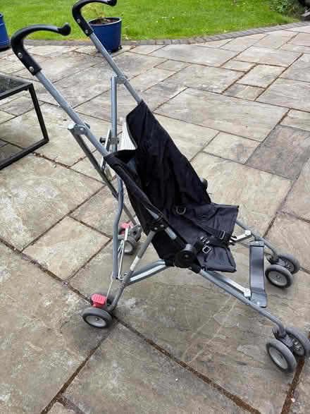 Photo of free Black, simple, holiday buggy (Longbarn WA2) #2