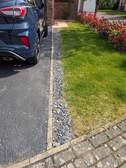Photo of free Blue slate chippings (Woodlesford, Leeds) #1