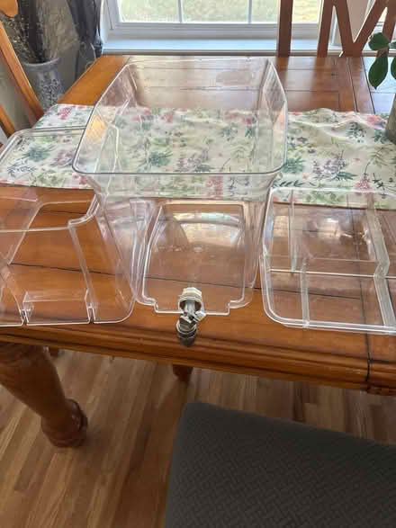 Photo of free Beverage Holder (Thornton) #2