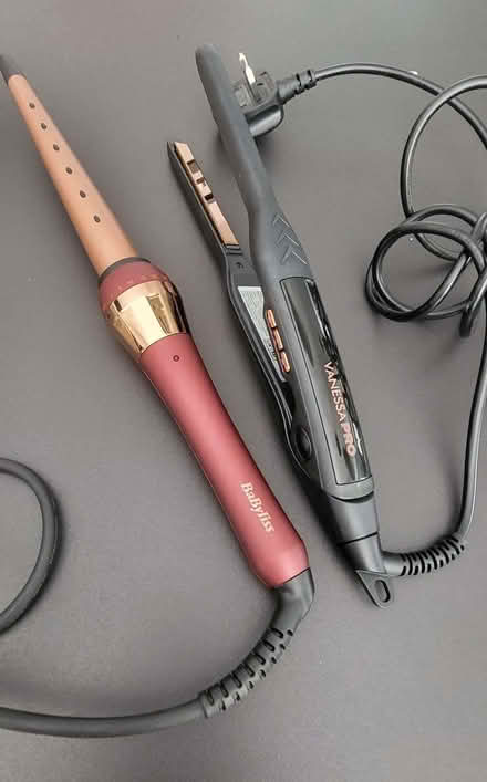 Photo of free Hair Styling Tools – Curling Wand & Straighteners (Great Billing NN3) #1