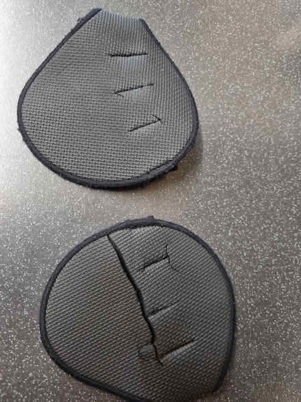 Photo of free Gym grip gloves (SE20) #1