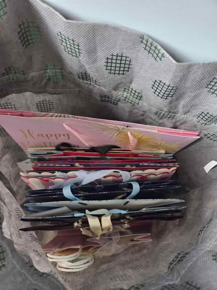 Photo of free Bag full of gift bags (Wrose BD2) #1