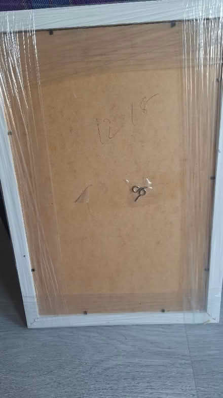 Photo of free Wooden picture frame new (Byfleet KT14) #1
