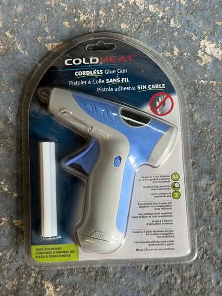 Photo of free New Glue Gun (The Maltings LS26) #1