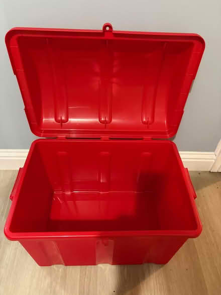 Photo of free Toy / storage box (Willington DE65) #2