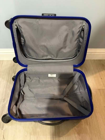 Photo of free Small wheeled suitcase with handle (Willington DE65) #2