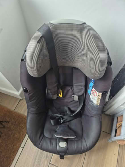 Photo of free Car seat (B42 1SY) #1