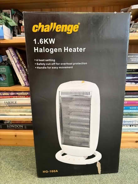Photo of free Halogen heater. Opened but never used (Welling DA16) #1