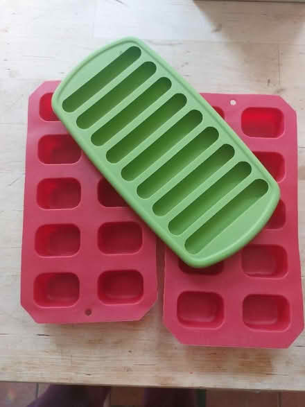 Photo of free Ice cube trays (Stanley DE7) #1