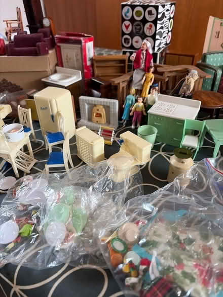 Photo of free Huge selection of vintage doll house furniture (Mitcham's Corner CB4) #1