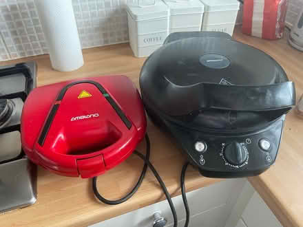 Photo of free Pizza maker and toastie maker (Surbiton KT5) #1