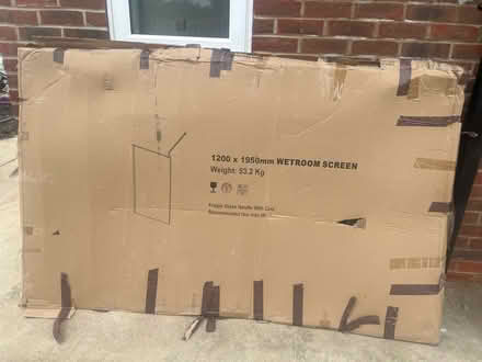 Photo of free Shower screen (TW19) #1