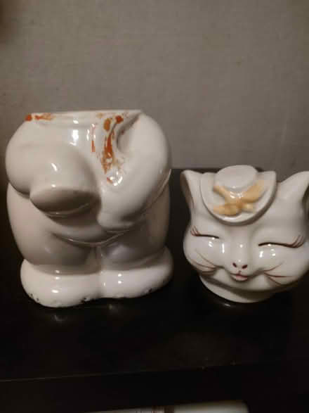 Photo of free Vintage Ceramic Jars (Highland) #3