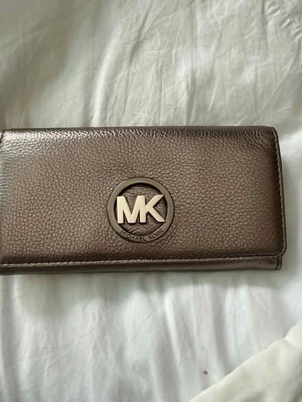 Photo of free Purse (Barnes SW13) #1