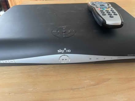 Photo of free Sky HD+ box plus hand set. No cables (Almondbank PH1) #1