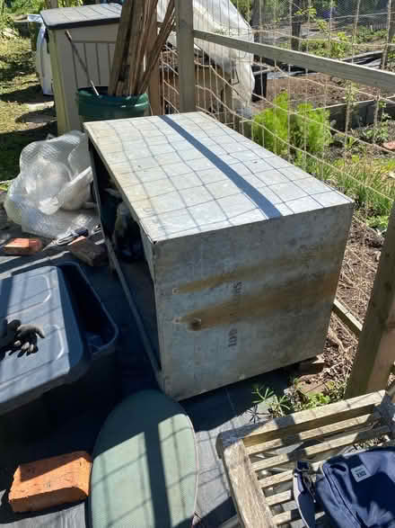 Photo of free Victorian 100 gallon galvanised tank (Sunninghill SL5) #1