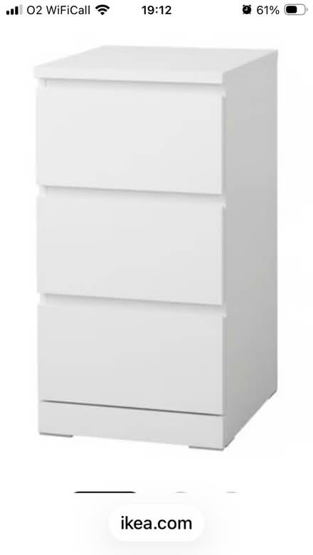 Photo of Chest of three draws in light oak colour (Riddlesdown CR8) #2