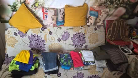 Photo of free Kids clothes 6.7 year (SE22) #1