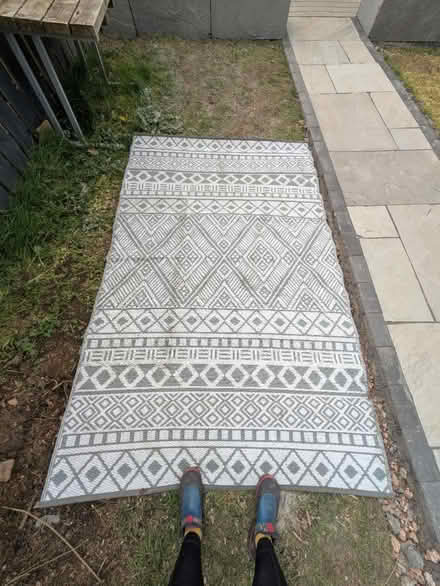 Photo of free Large outdoor rug (Mosspark, Glasgow G52) #1