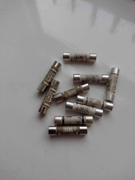 Photo of free 13 amp fuses (Oswestry) #1