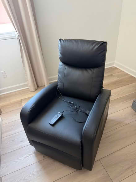 Photo of free Massage vibration armchair (92078) #3