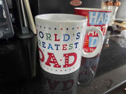 Photo of free 2 Giant size fathers day cups (Wrose BD2) #1