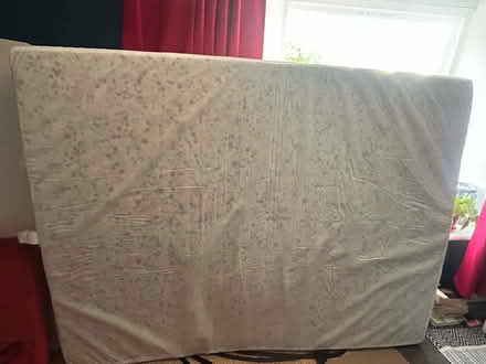 Photo of free King size mattress - pocket sprung and memory foam (Wotton-u-Edge GL12) #2