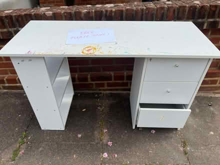 Photo of free Kids Desk (Surrenden BN1) #2
