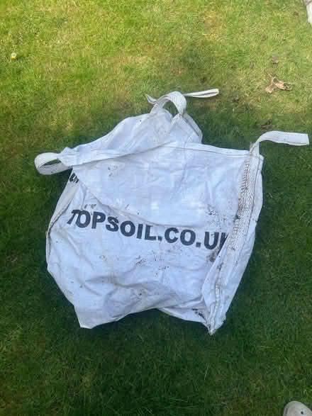 Photo of free 4 dumpy bags (SS15) #1