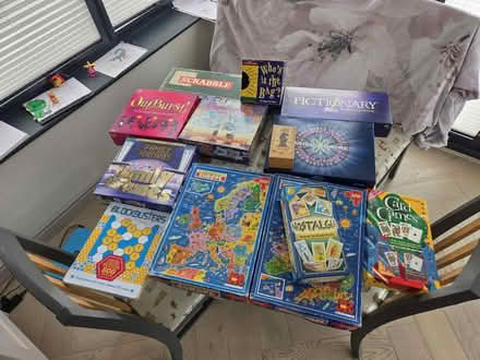 Photo of free Family games/jigsaws (Wrose BD2) #1