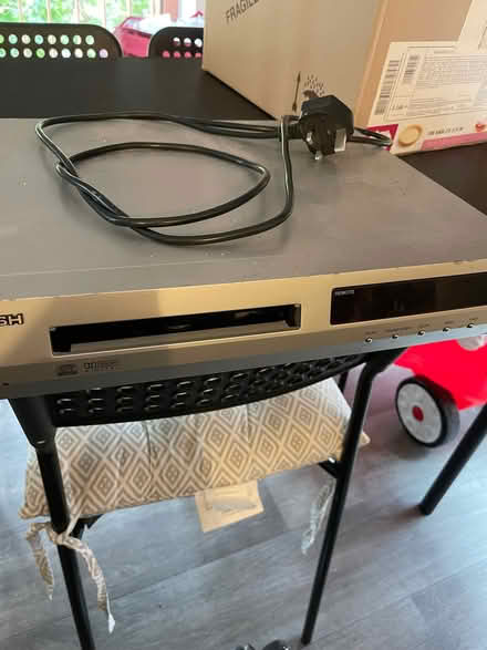 Photo of free Video and DVD player (Wandsworth SW18) #1