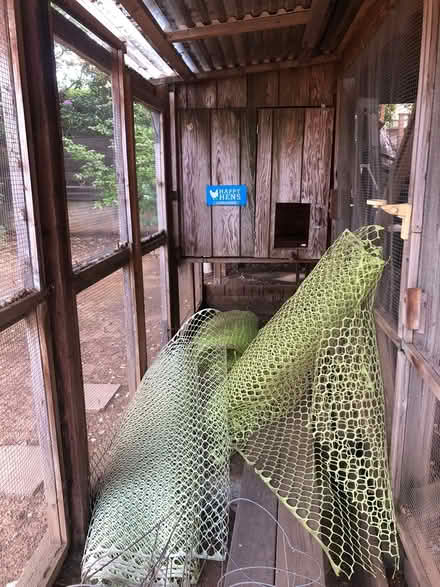 Photo of free Plastic netting (San Mateo / Belmont border) #1