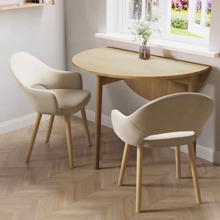 Photo of Small Dining Table for 2 (Ilford IG1) #1