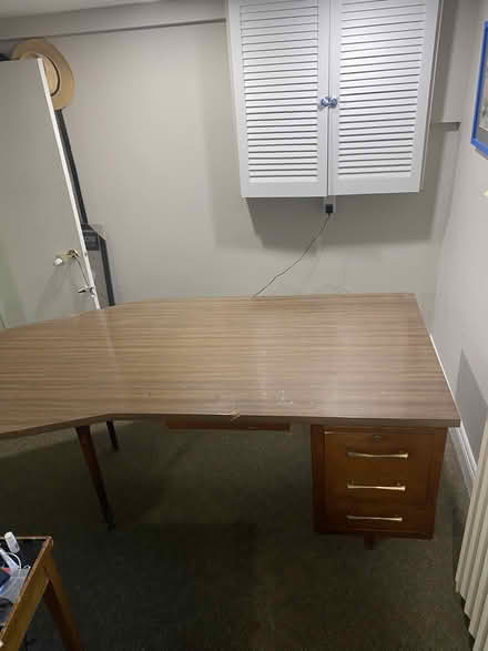 Photo of free Desk (South Etobicoke) #3